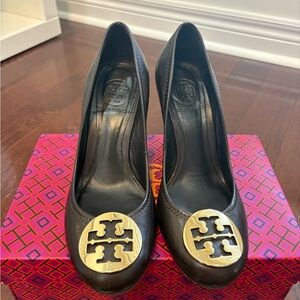 Tory Burch Sally Wedge Pumps in Dark Brown Leather